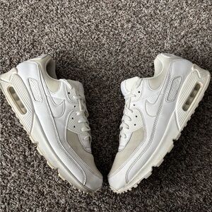 Size 13 - Mens White Nike Air Max 90’s no box